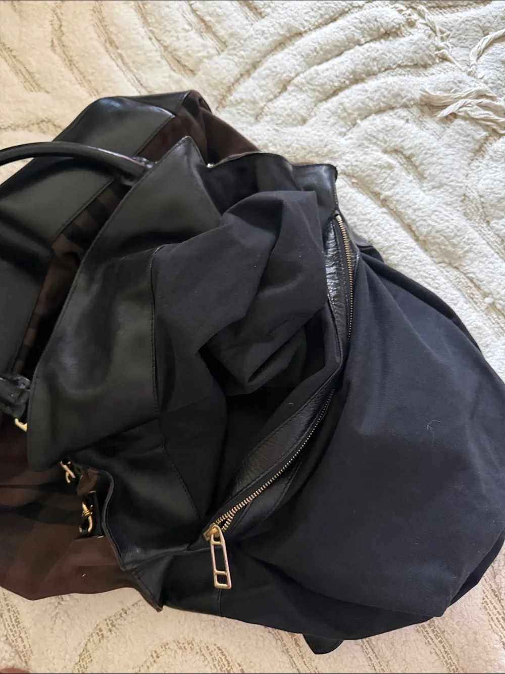 Burberry barbwire Classic Striped Tote Handbag in Brown and Black Canvas